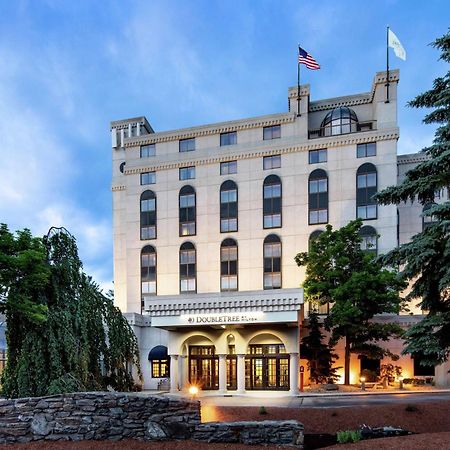 Hotel Doubletree By Hilton Nashua Exterior foto