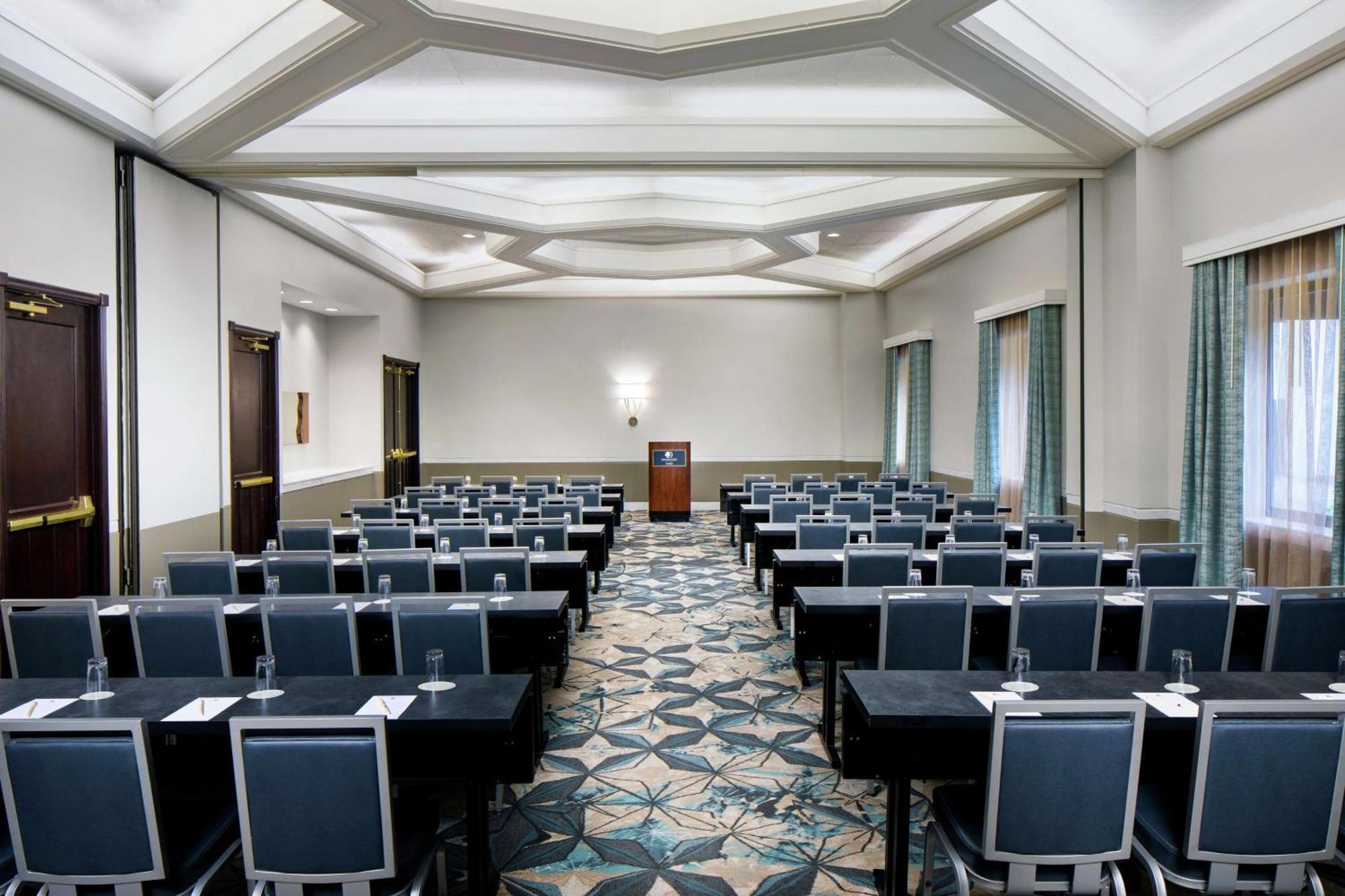 Hotel Doubletree By Hilton Nashua Exterior foto