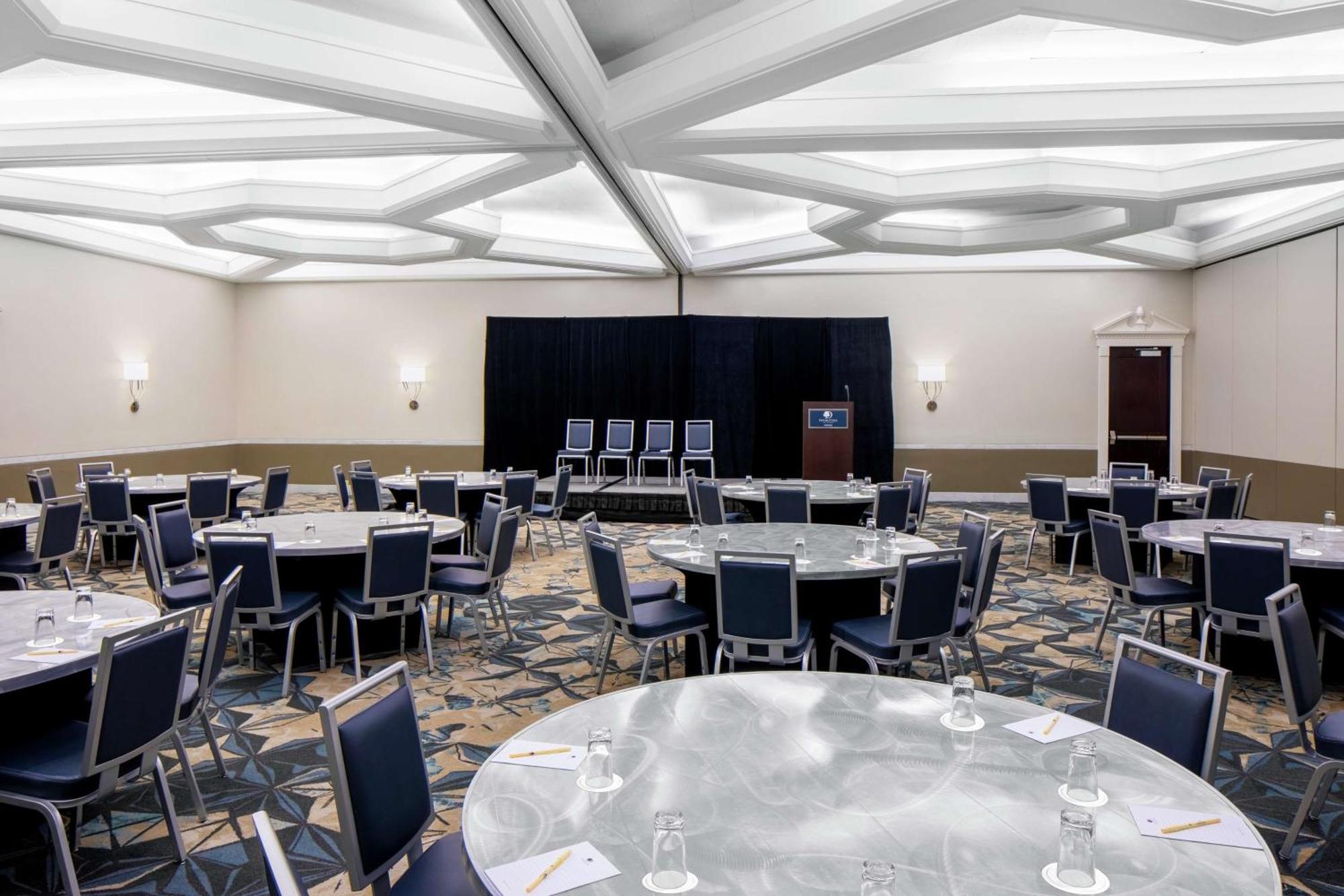 Hotel Doubletree By Hilton Nashua Exterior foto