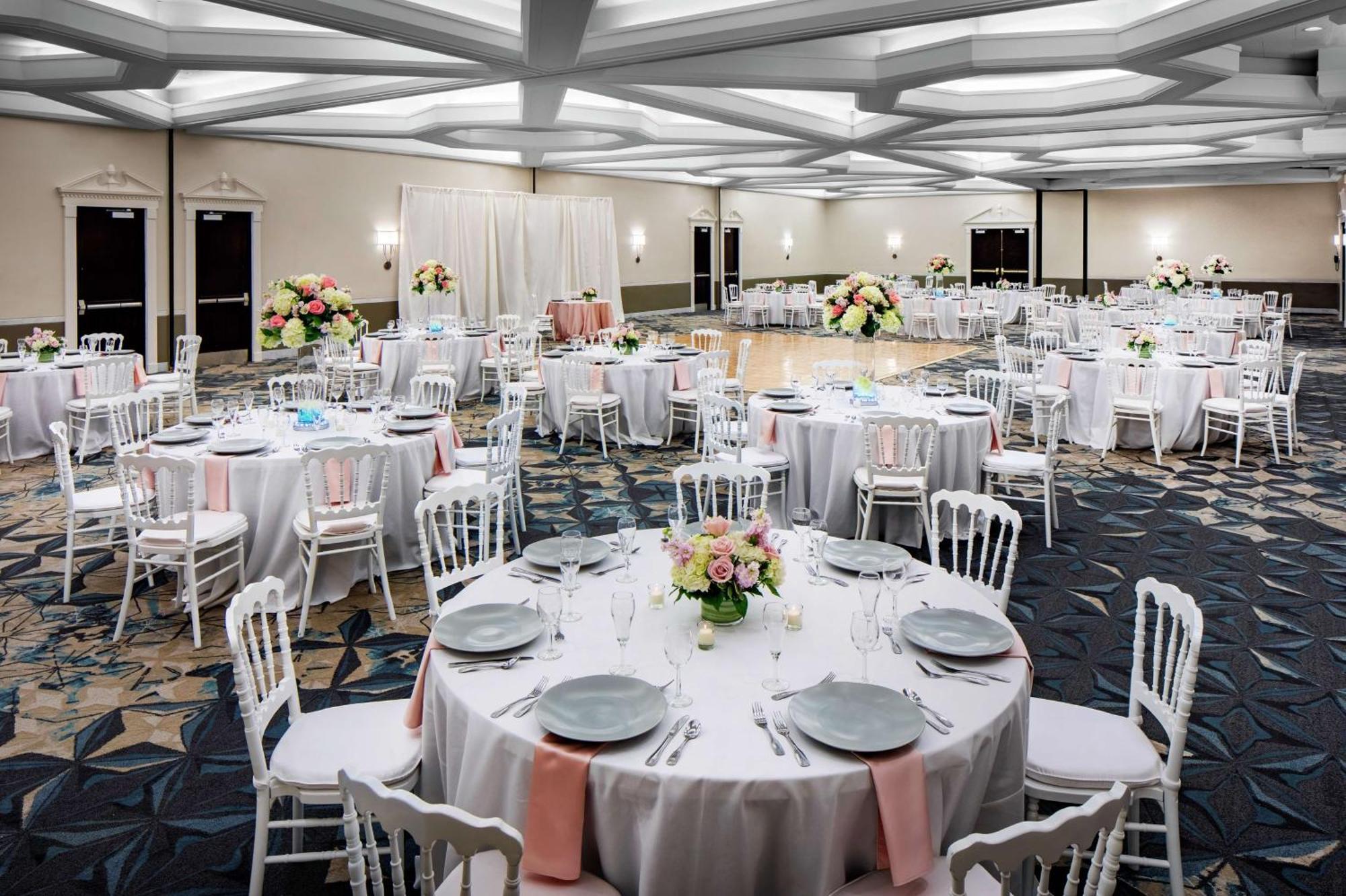 Hotel Doubletree By Hilton Nashua Exterior foto